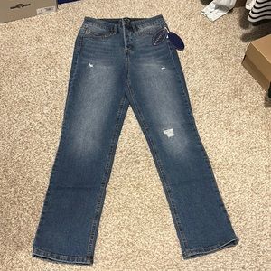 NWT Scoop Sz 4 90s slim straight leg denim
